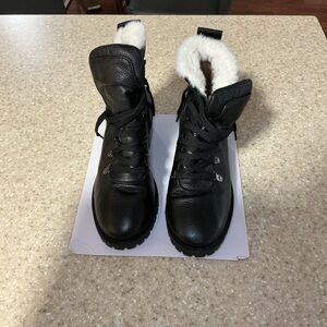 Caslon Black Winter Boots with Cream Fur